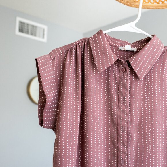 Pastel pink button up - Picture 2 of 4